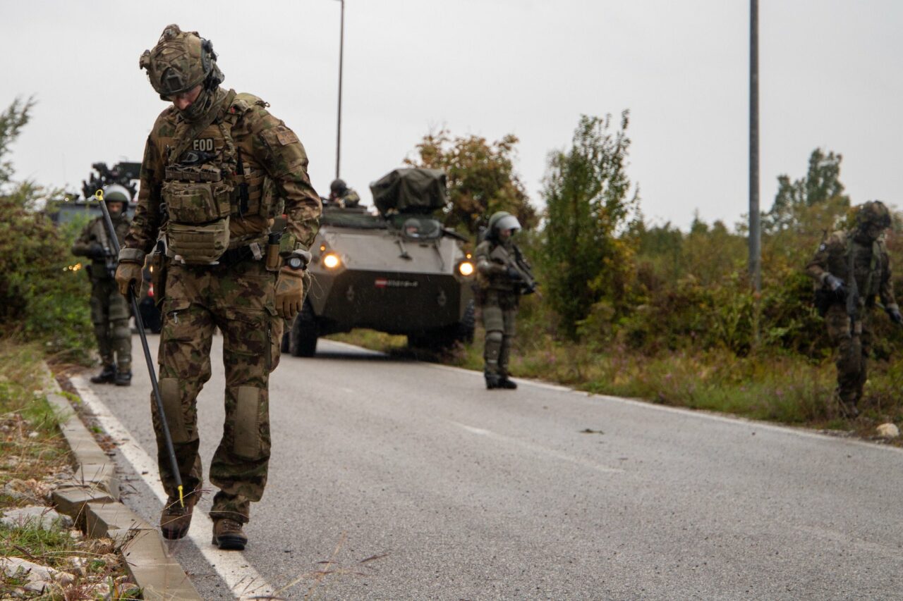 Serbia avertizează: situația din Kosovo, în pragul conflictului armat! / Anunțul NATO care dă frisoane Belgradului