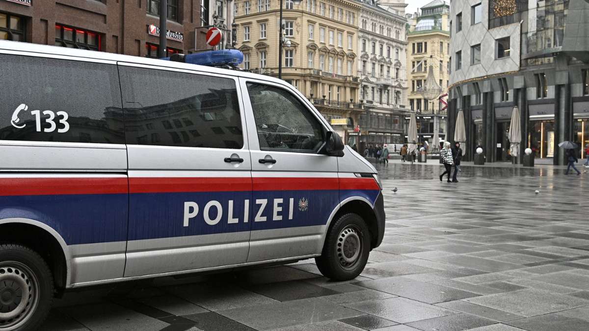 Un român a făcut infarct la câteva secunde după ce a jefuit o tutungerie, în Austria. Cum a reacționat conaționalul său care îi era complice
