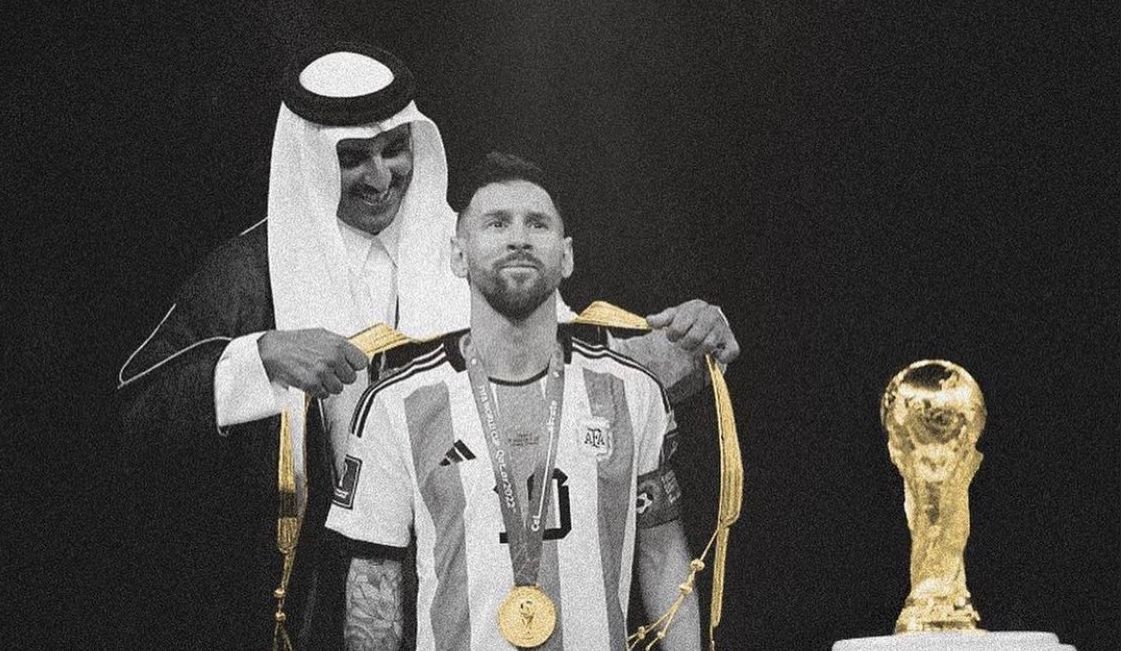 Ofertă de un milion de dolari pentru mantia purtată de Leo Messi după ce a ridicat trofeul CM 2022