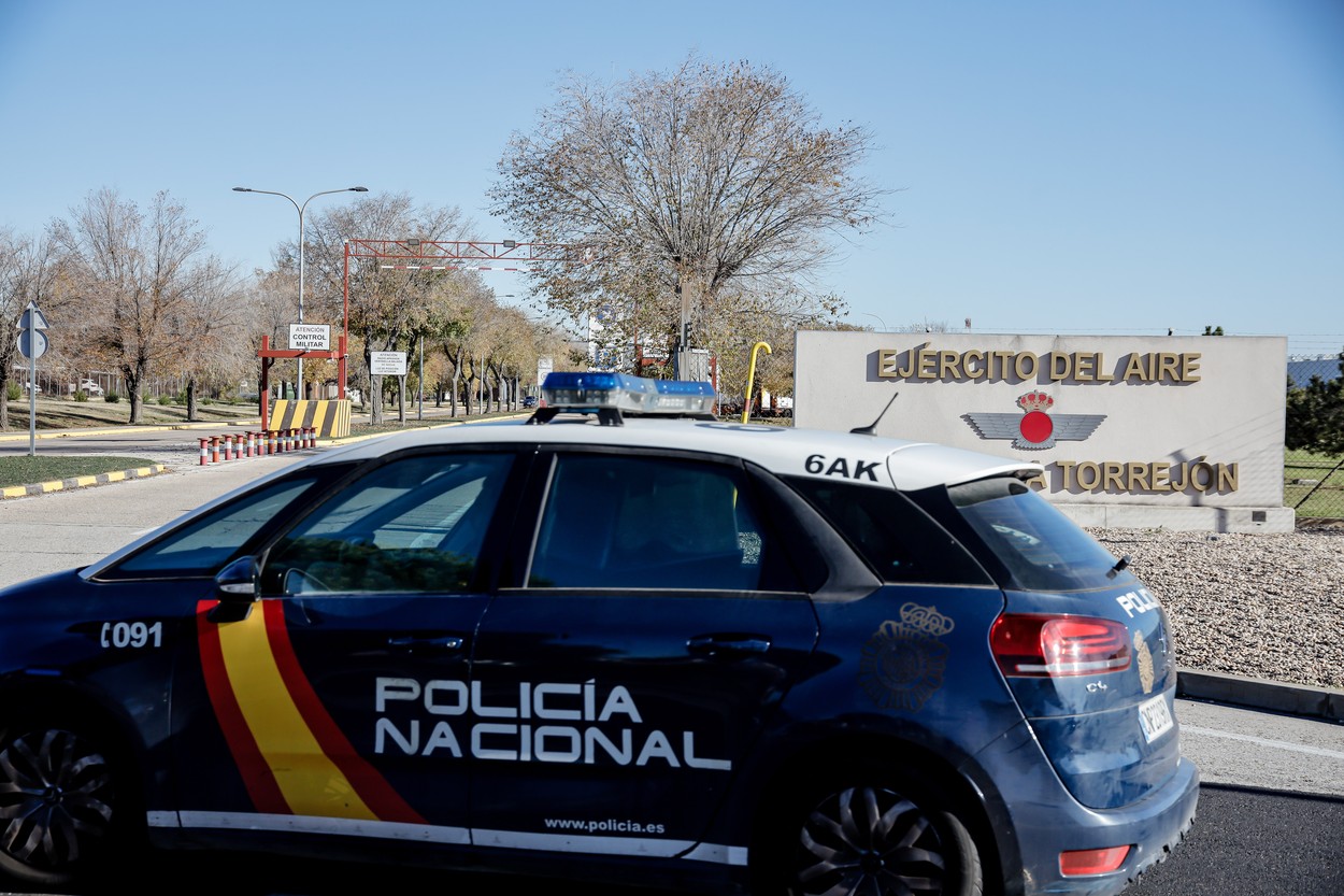 Alertă în Spania. O bombă a fost descoperită la o unitate militară din Madrid