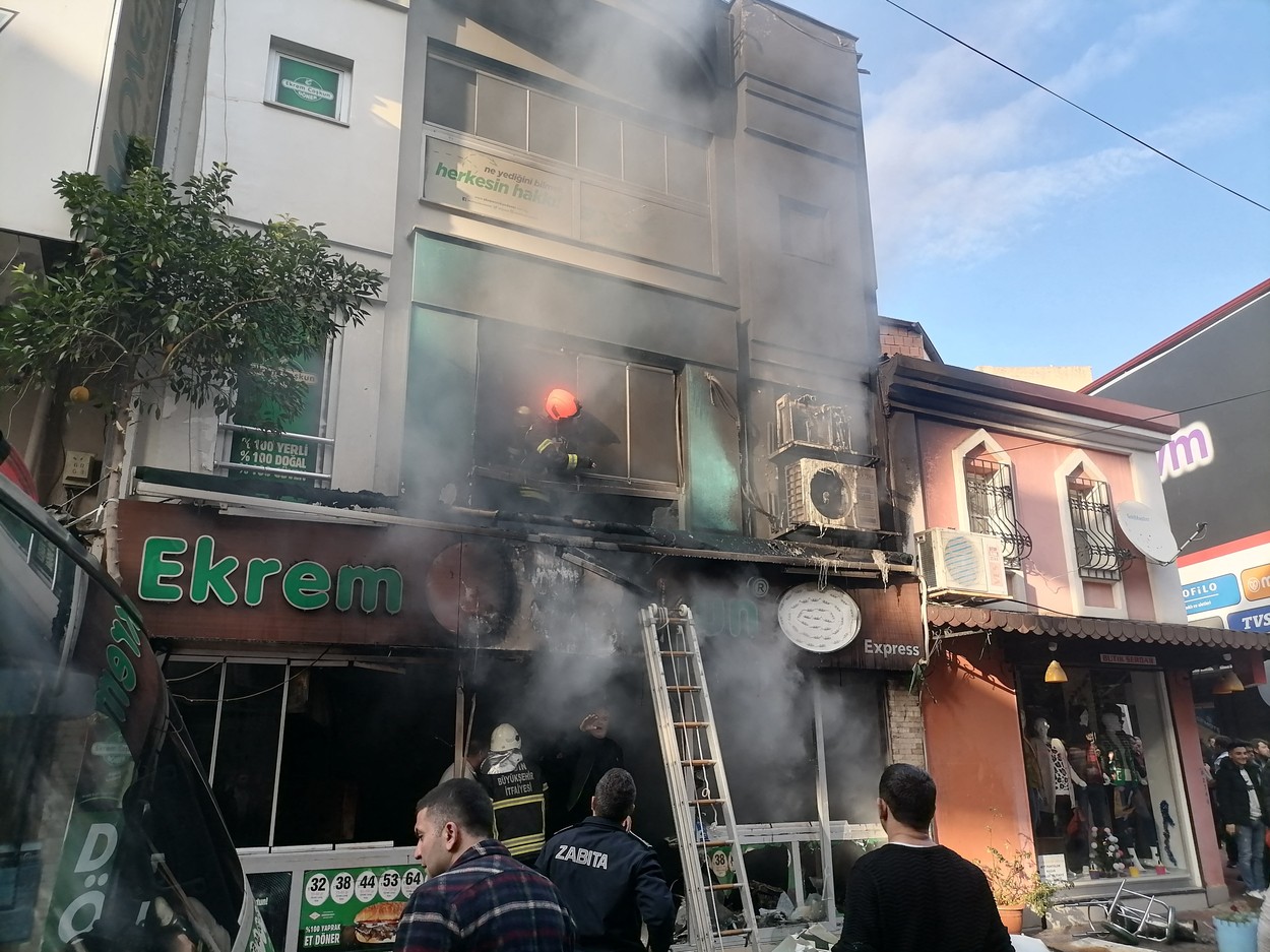VIDEO | Tragedie chiar înainte de Anul Nou! Explozie puternică la un restaurant din Turcia. Șapte peroane au murit și alte cinci au fost rănite