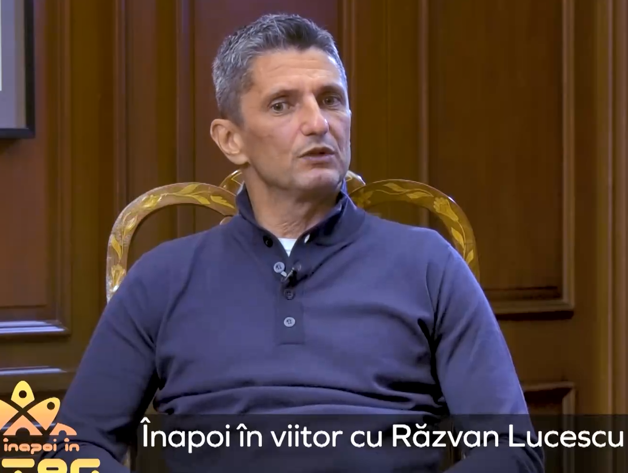 Amintiri prețioase din copilăria lui Răzvan Lucescu în emisiunea „Înapoi în viitor cu Andreea Perminova”: ”În copilărie căutam aprecierea tatălui meu pentru că era plecat mult timp”