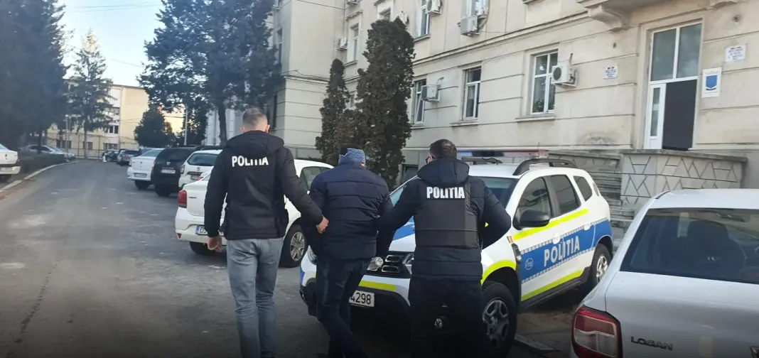 Trei femei din București au fost agresate sexual și jefuite de un bărbat, care intra cu ele în lifturile blocurilor. Agresorul a fost prins