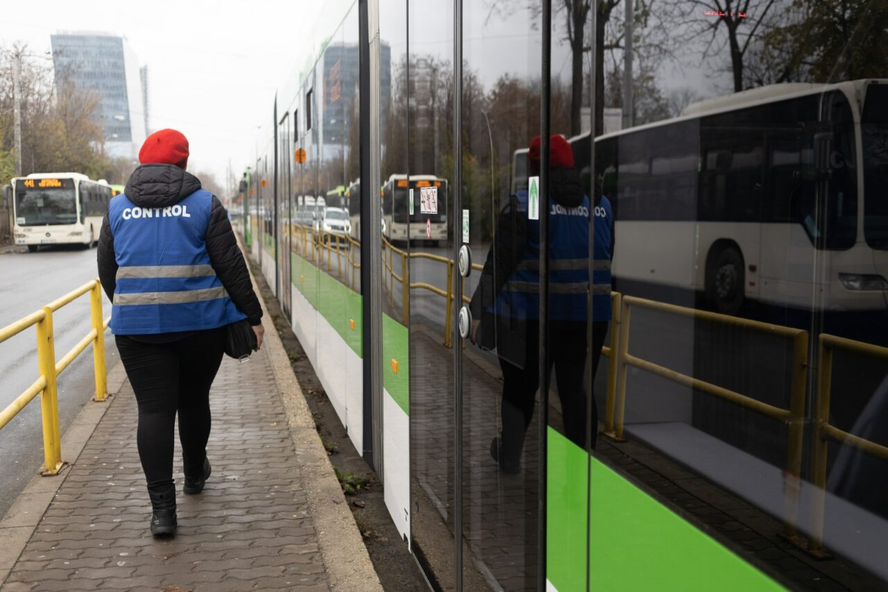 Un vatman din Iași a murit în seara de REVELION. Tragedia a avut loc în timp ce conducea tramvaiul