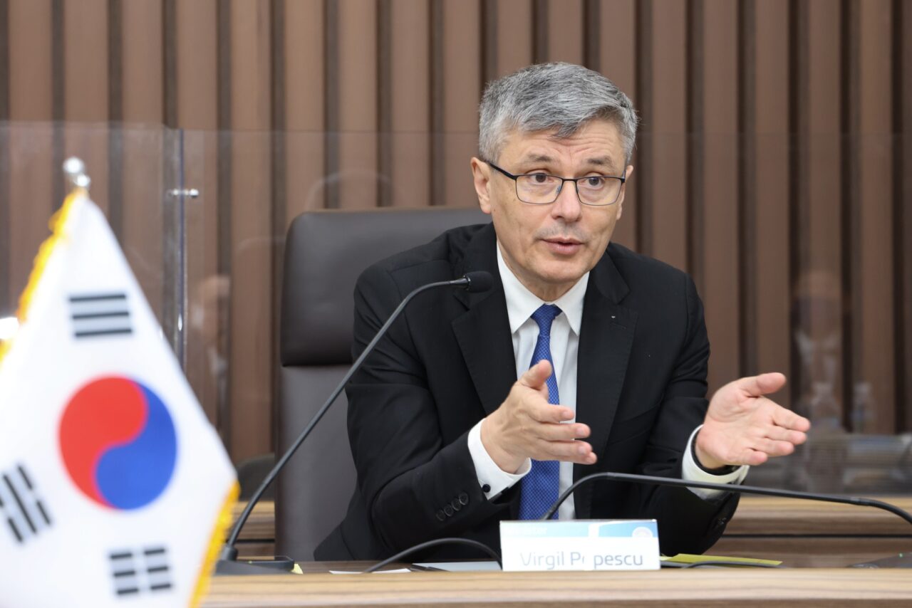 MESAJUL ministrului Energiei după ce a intrat în vigoare embargoul vizând produse petroliere rusești: „Nu vor exista sincope în aprovizionarea cu motorină, în România”