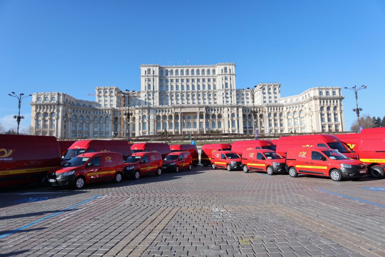 Poșta Română își înnoiește flota auto: 200 de mașini cumpărate! Câți bani au costat | Galerie FOTO