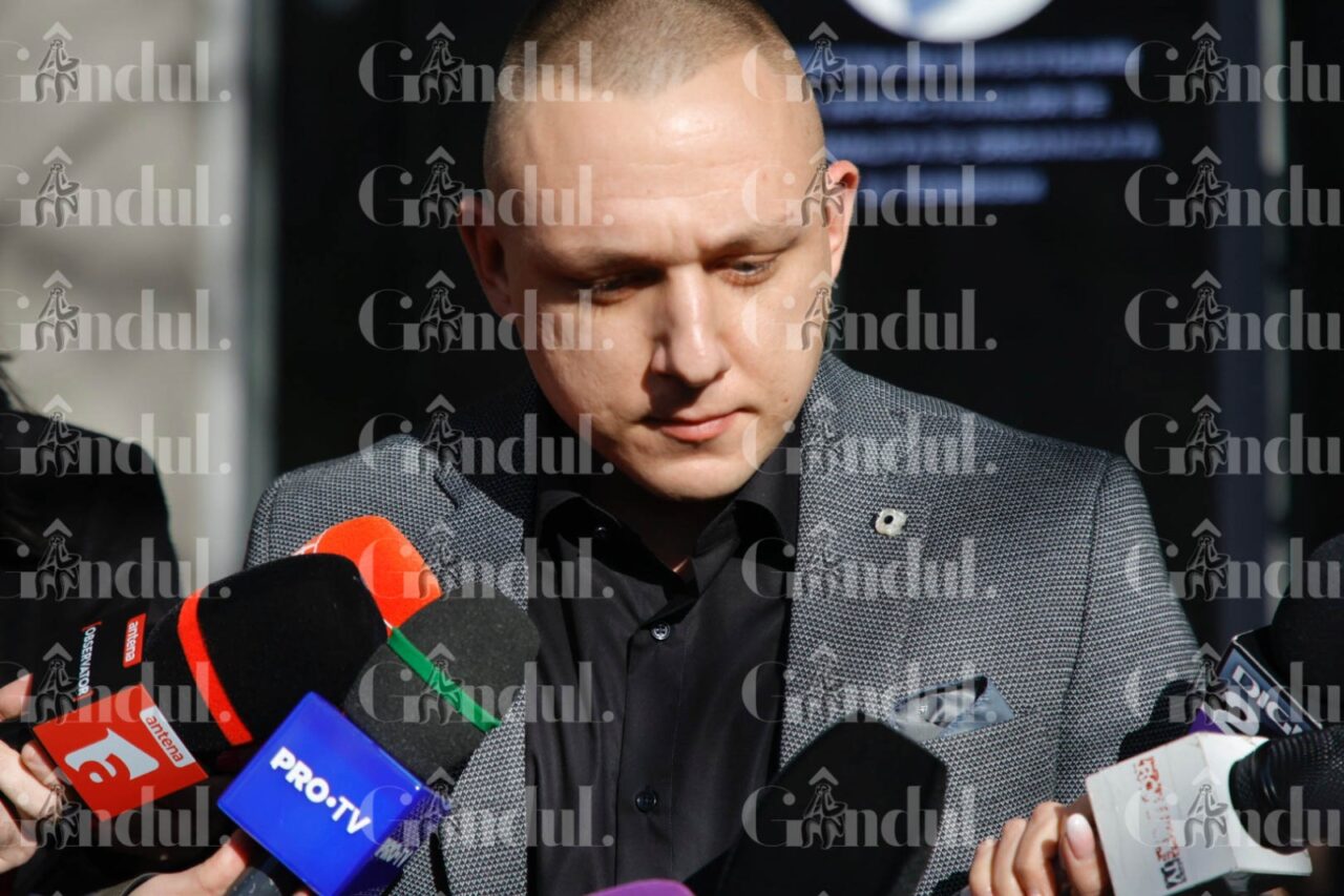 „Bombardierul” Vlad Obu, considerat „imitația” fraților Tate, trimis în JUDECATĂ pentru trafic de persoane / Acționa prin metoda „loverboy”
