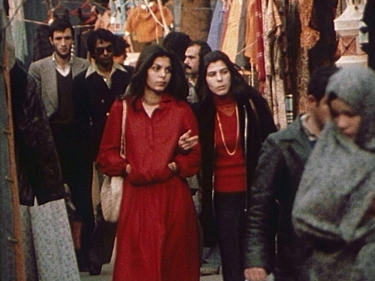 „Între revoluții”/ „Between Revolutions”, filmul regizorului Vlad Petri, va avea premiera mondială în cadrul secțiunii Forum a Festivalului Internațional de Film de la Berlin