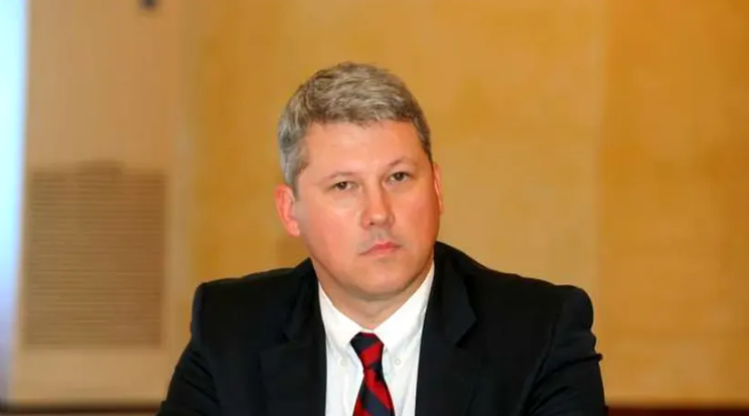 Ministrul Justiției își cere scuze după ce a afirmat, eronat, că soțul fostei șefe DIICOT Giorgiana Hosu ar fi fost achitat, deși procesul nu s-a încheiat: ”Nu am verificat, în prealabil, informația pe care o aveam din surse neoficiale”