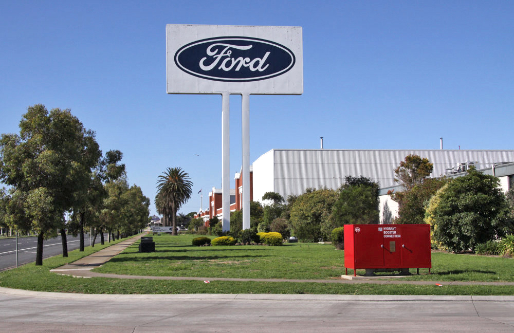 Scandal uriaș la Ford. Gigantul auto din SUA vrea să dea afară 25% din angajați!
