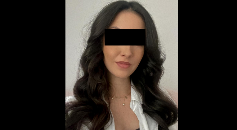 O tânără mămică, fostă Miss Adolescență 2016, a murit la scurt timp după ce a născut gemene. Femeia avea doar 25 de ani și i s-a făcut rău după cezariană