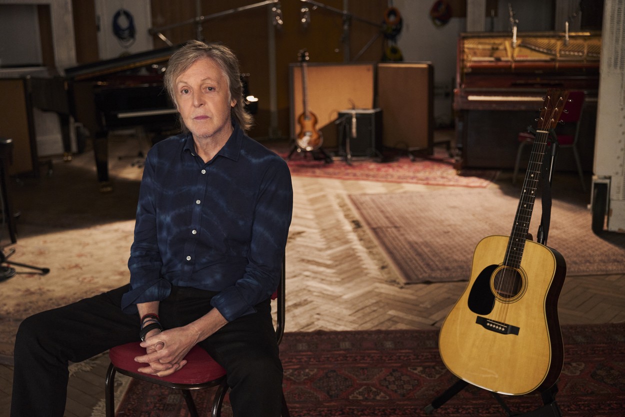 Paul McCartney va publica în iunie o carte cu imagini inedite, care documentează începuturile fenomenului The Beatles