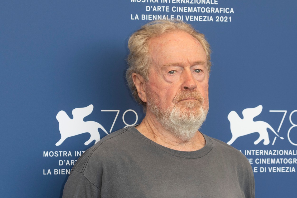 Ridley Scott va face o continuare a lungmetrajului de succes „Gladiatorul”. Când încep filmările