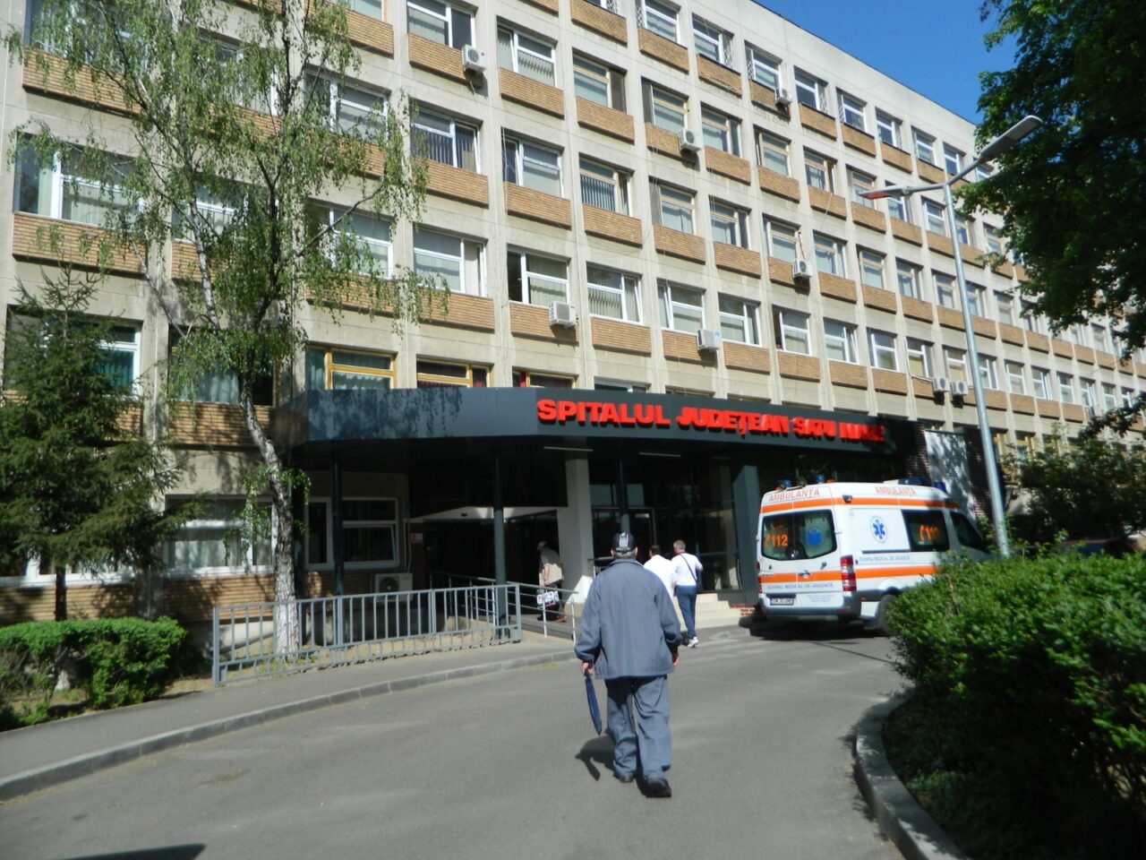 Anchetă la Spitalul Judeţean Satu Mare. Se analizează cazul elevei care a murit la la scurt timp după ce a ajuns la Unitatea de Primiri Urgenţe