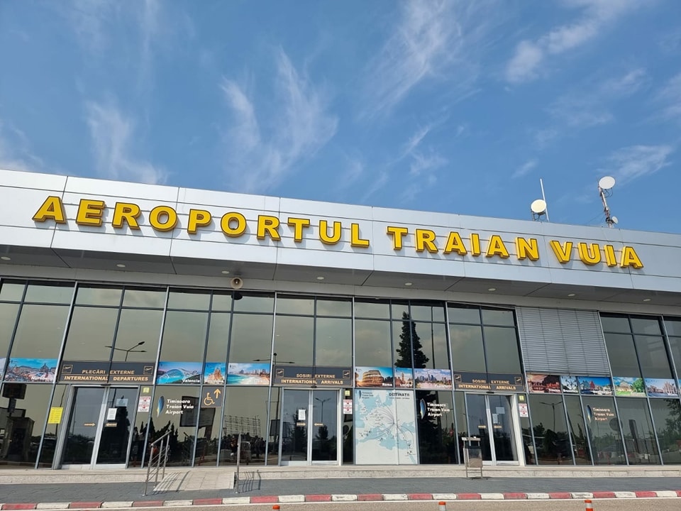 S-a semnat contractul pentru calea ferată către Aeroportul „Traian Vuia” din Timișoara. Ce valoare are proiectul și cât vor dura lucrările