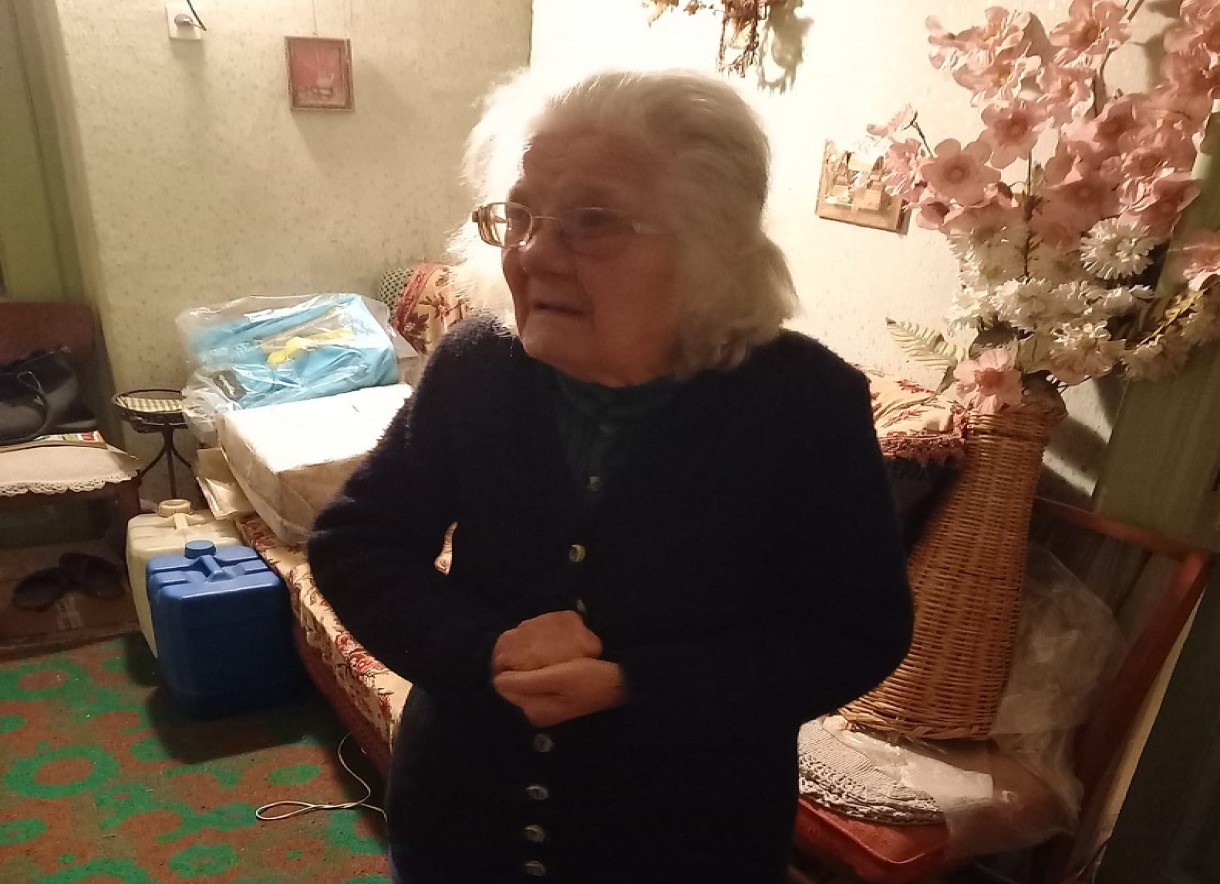 Situație disperată pentru o bătrânică din Constanța. Femeia a sunat la 112 pentru că nu avea căldură și mâncare
