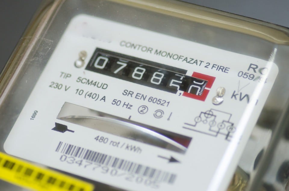 Amenzi de 6000 de lei pentru cei care folosesc greșit cardul de energie. Ce plăți sunt acceptate