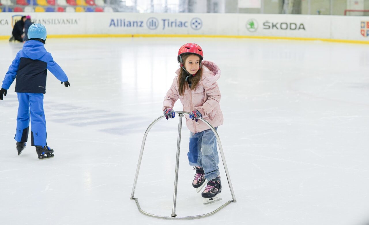 Copii între 3 și 7 ani patinează în Otopeni! Se caută identificarea copiilor cu înclinații! „Programul a beneficiat de un interes” 