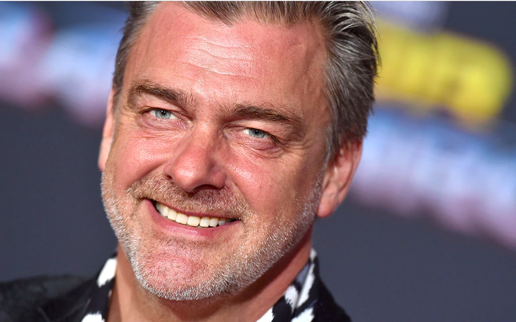 Ray Stevenson îl înlocuiește pe Kevin Spacey în drama „1242: Gateway to the West”