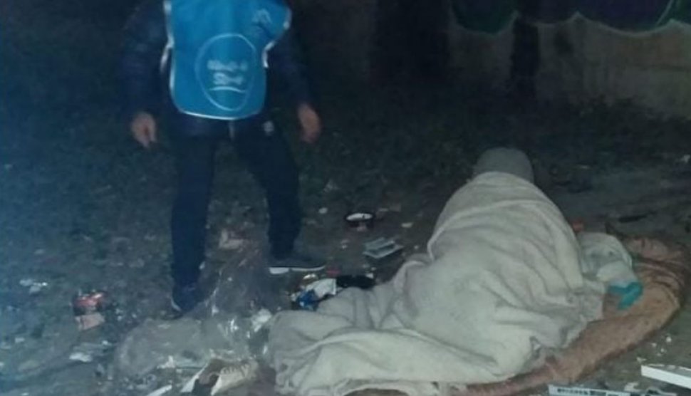 Cum a fost păcălit un român din Italia, după ce a tăiat lemne timp de patru luni. Are familie, dar trăiește într-o casă părăsită