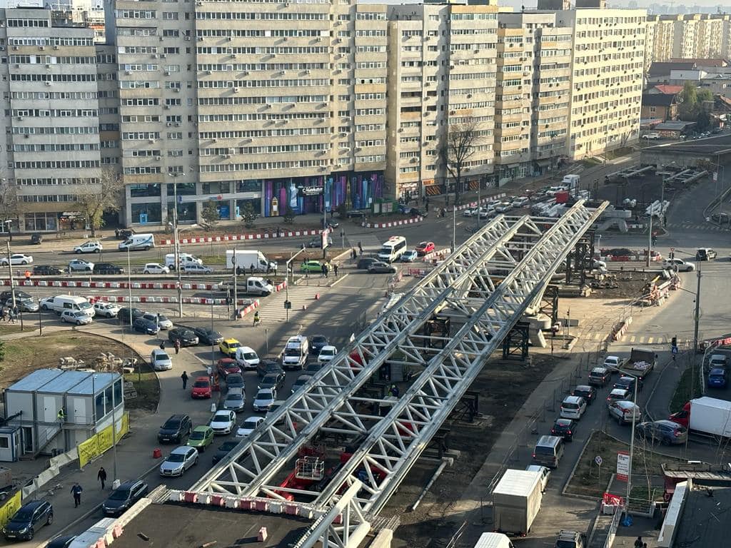 Primăria Capitalei amână restricțiile de circulație la Pasajul Doamna Ghica, din cauza vremii nefavorabile. Când se reiau lucrările pe șantier