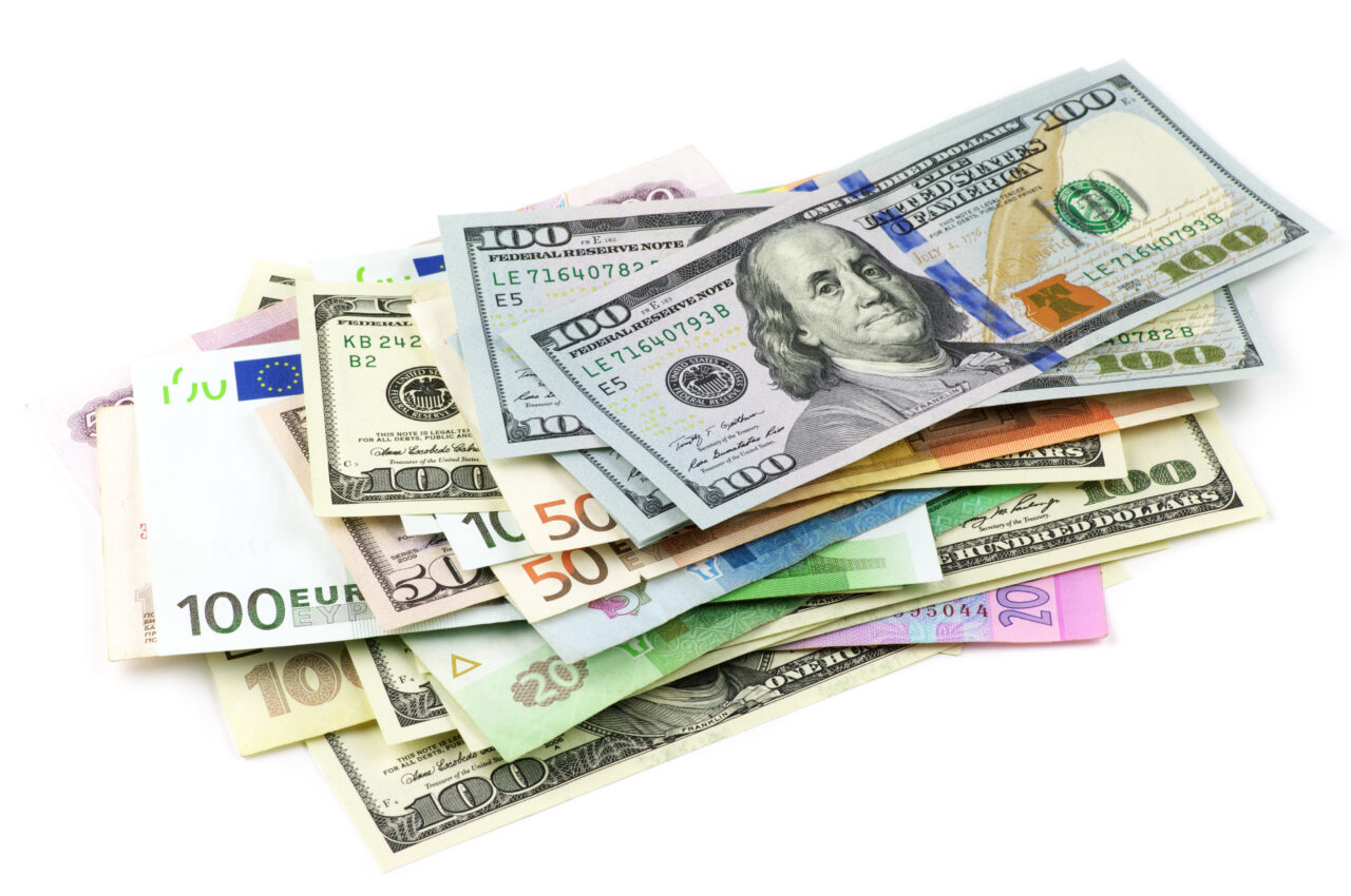 O nouă monedă, pe modelul euro, ar putea să apară curând. Două țări din America Latină ar urma să formeze al doilea cel mai mare bloc monetar din lume