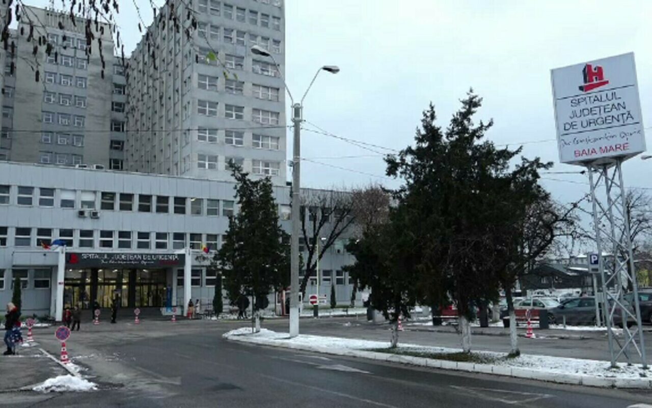 Tânără dezbrăcată și cu urme de sânge pe corp, găsită mergând dezorientată prin Baia Mare. Ce s-a întâmplat
