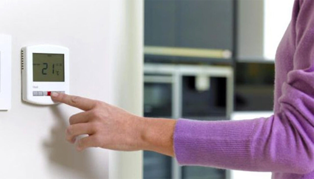 Cu câți lei îți scade factura la energie electrică, dacă reduci temperatura din termostat cu 1 grad Celsius