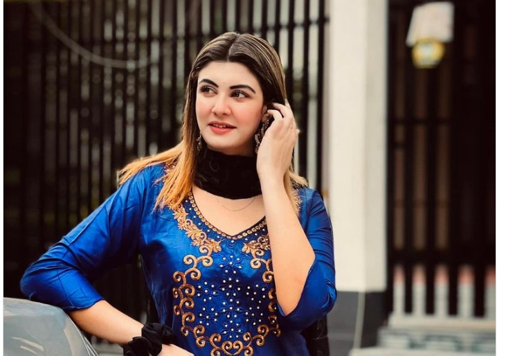 Fraudă online: Fotografia unei femei din Pakistan, folosită pentru a strânge bani în beneficiul unei presupuse bolnave de cancer din România