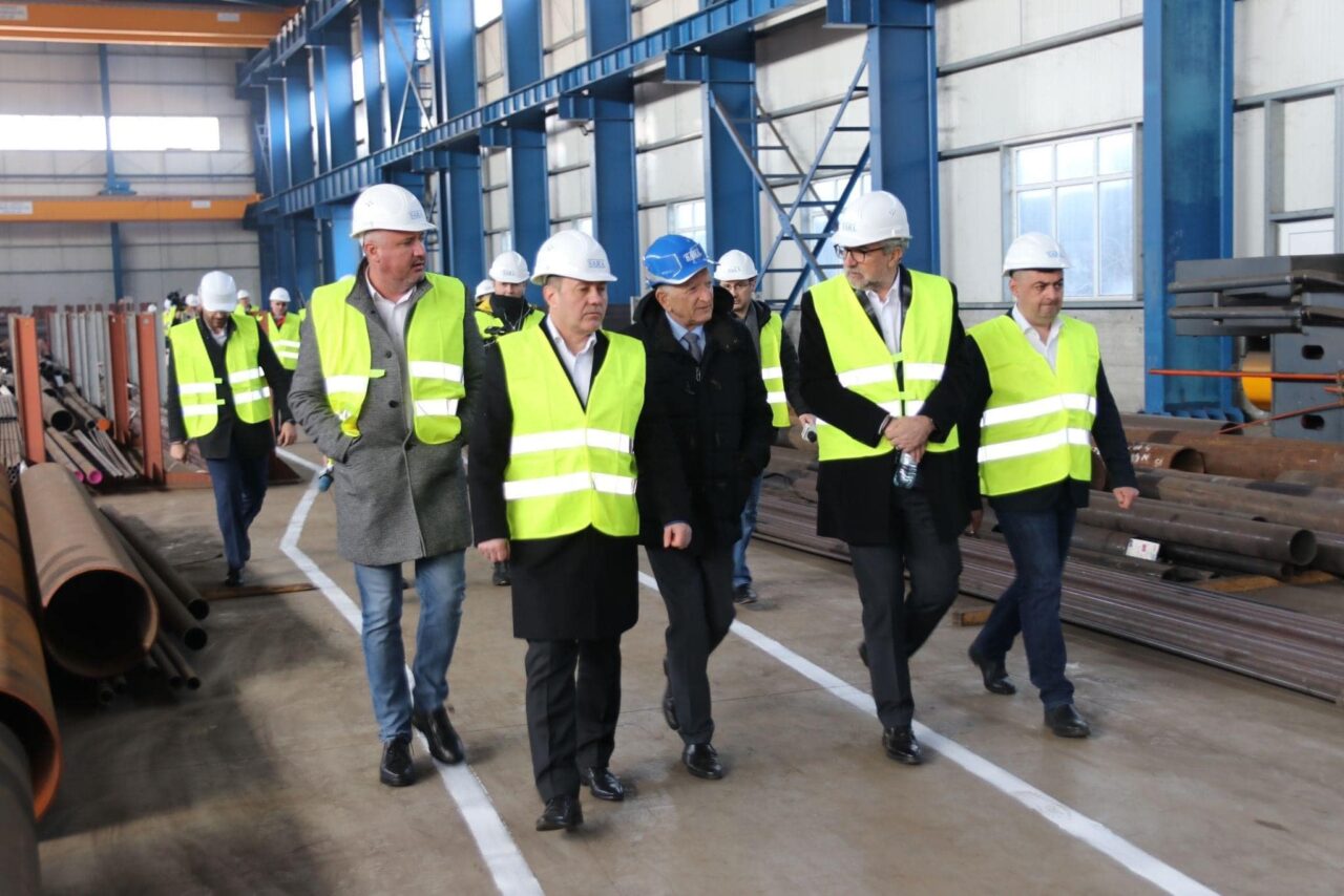 Ministrul Economiei, Florin Spătaru: ”Industria românească NU este un morman de fiare vechi!”