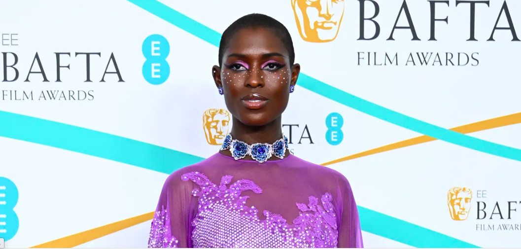 BAFTA 2023: Cele mai spectaculoase ținute de pe covorul roșu  | GALERIE FOTO