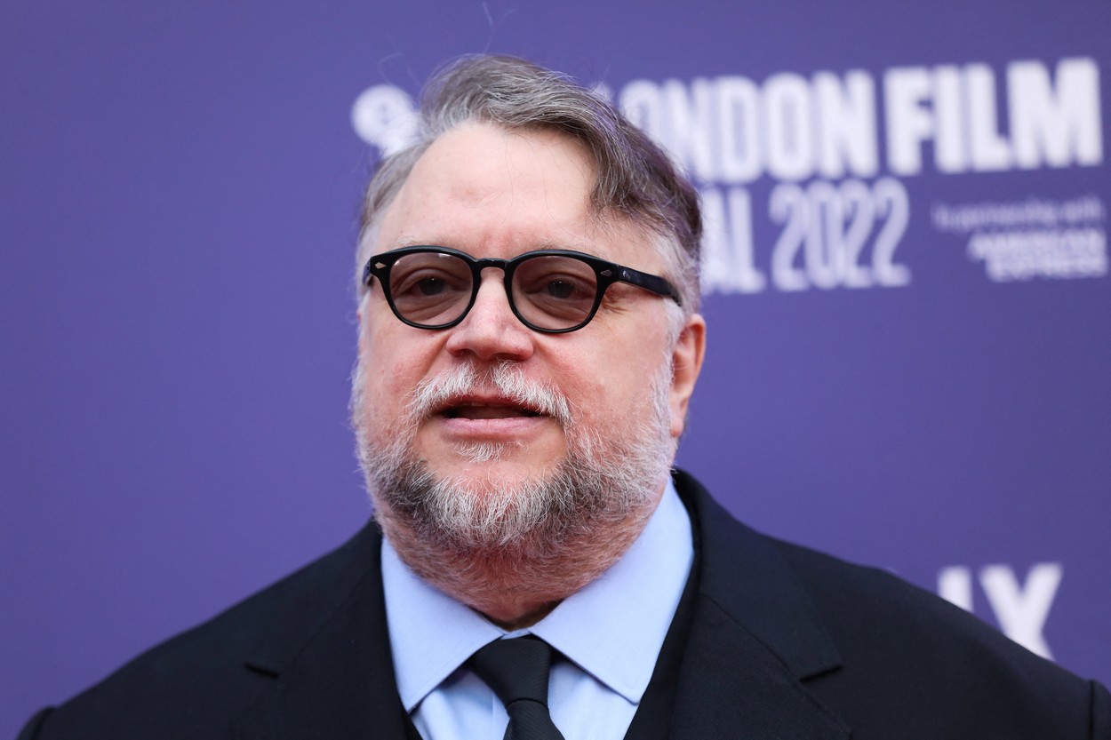 GUILLERMO DEL TORO va face un nou film de animație, „The Buried Giant”, pentru Netflix