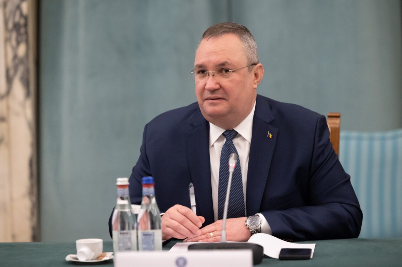 Marea impozitare: Cât se TAIE din pensia specială a premierului Ciucă