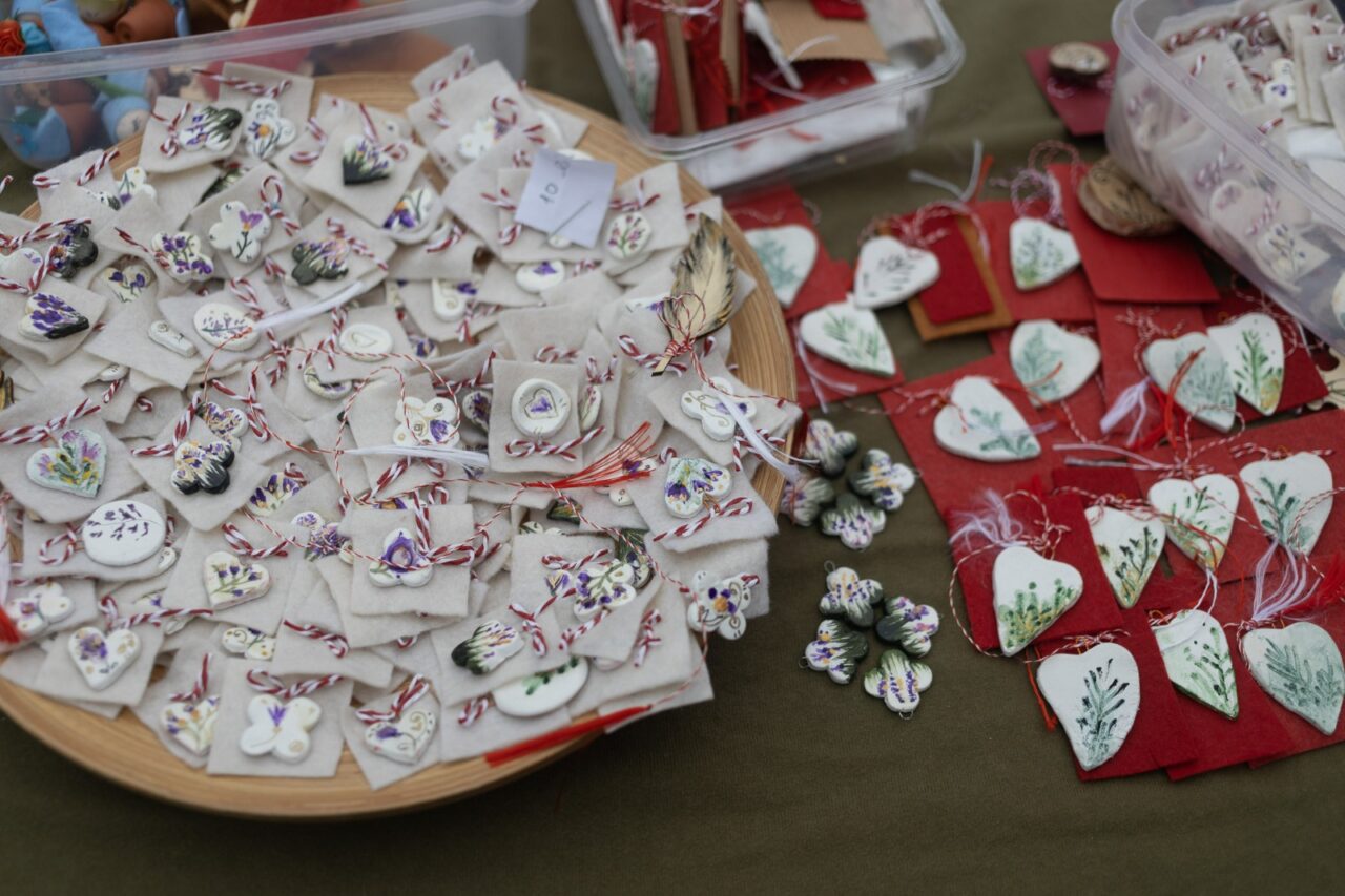 1 Martie. Tradiţii şi obiceiuri de Mărţişor. Ce trebuie să faci în prima zi de primăvară
