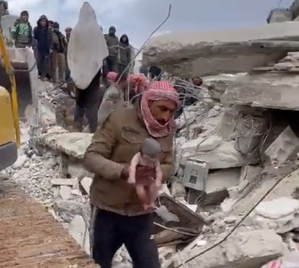 Ce s-a întâmplat cu AYA, micuța  născută sub ruinele cutremurului care a lovit Siria. Povestea ei a impresionat lumea întreagă
