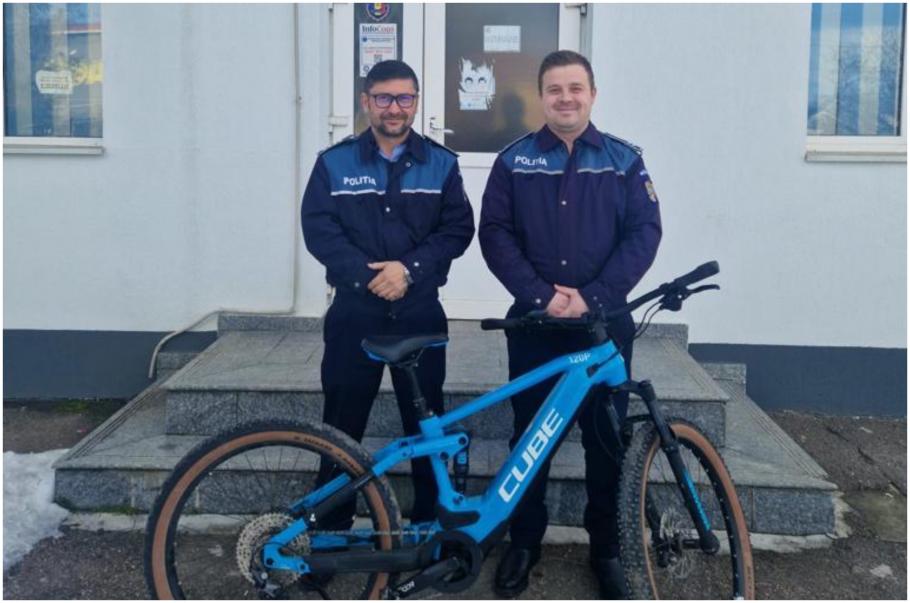 Bicicletă de mii de euro furată de la un bărbat din Germania, a fost găsită de polițiști în Vrancea: ”Mulțumesc foarte mult! Este incredibil!”