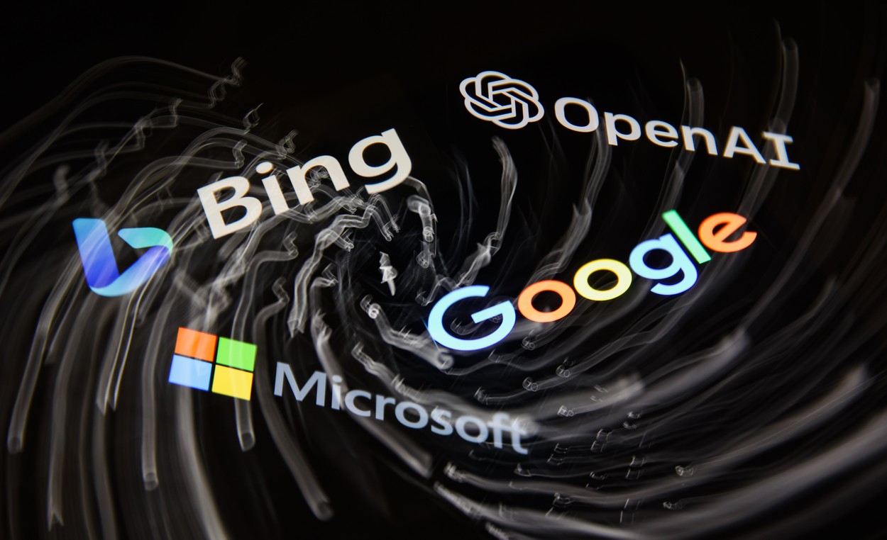 Partea întunecată a ChatGPT: Noul motorul de căutare de la Microsoft, bazat pe inteligență artificială, dă rateuri. Insultă utilizatorii, oferă informații false și are ”probleme existențiale”