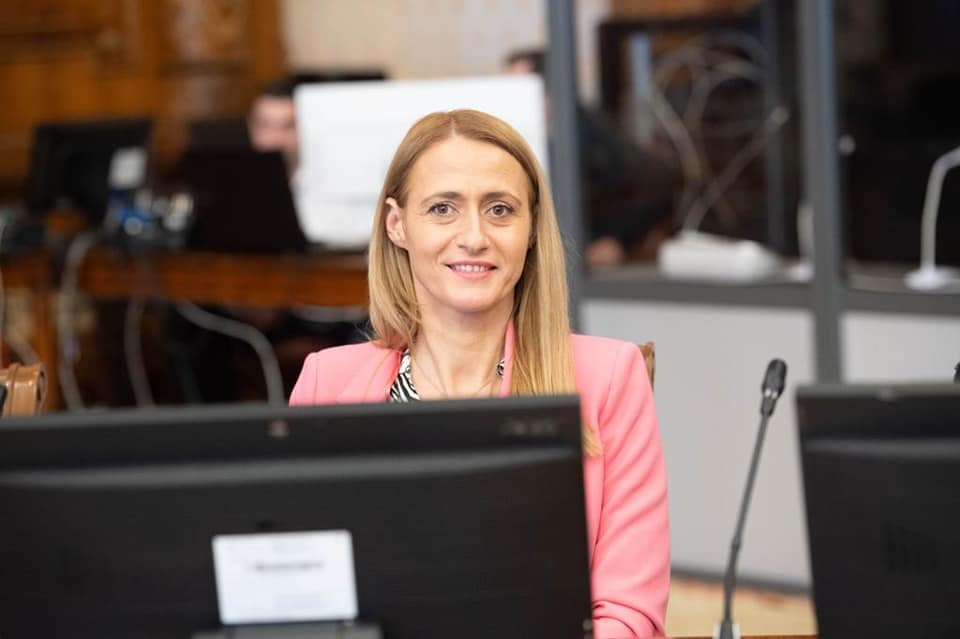 Camelia Potec a fost JEFUITĂ la Barcelona. Ce i-au furat hoții din mașina închiriată pentru vacanță