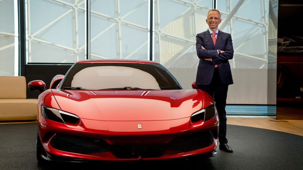 Prime de până la 13.500 de euro pentru angajații Ferrari / Compania anunță că anul 2022 a fost unul „excepțional”