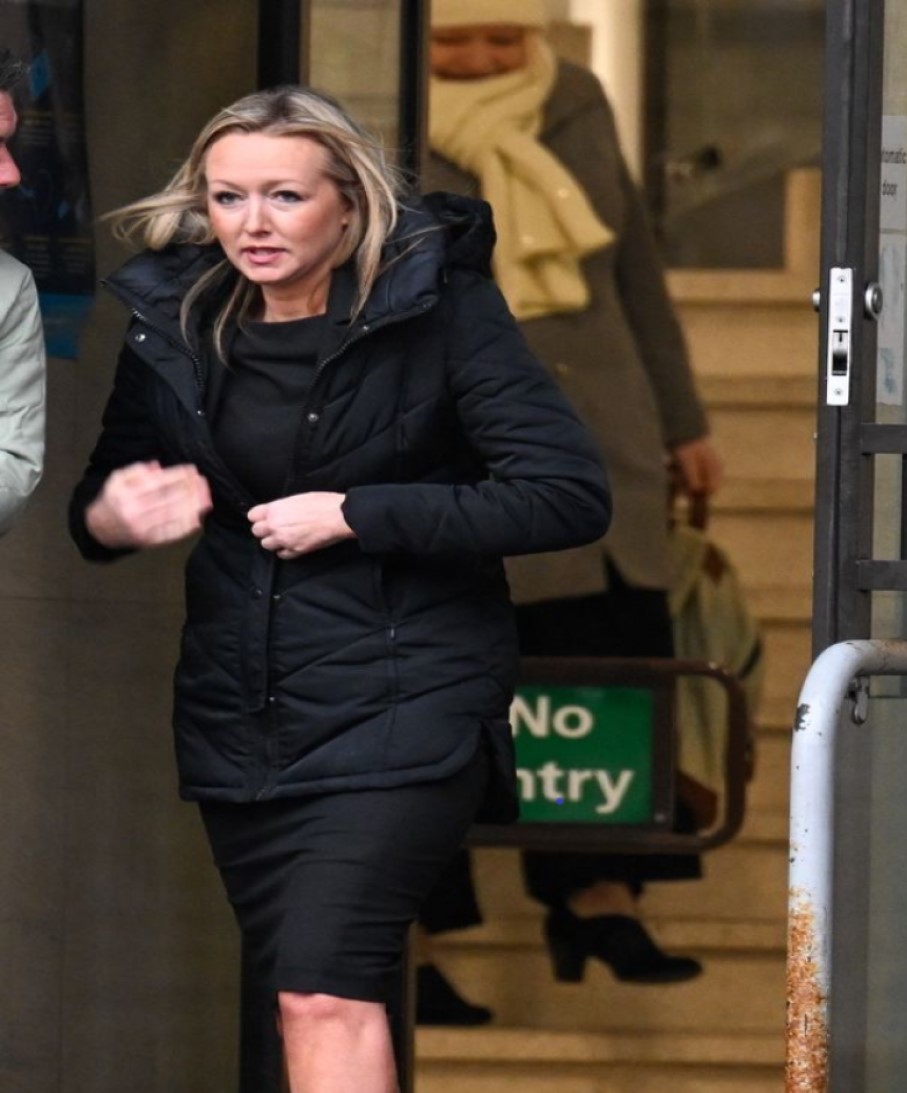 CAZ ȘOCANT în Marea Britanie! O fostă angajată a Ministerului de Justiție și-a torturat soțul timp de 20 de ani. Femeia a fost arestată