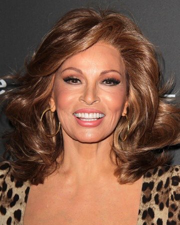 Doliu în lumea filmului! Actrița și sex-simbolul internațional Raquel Welch a MURIT la vârsta de 82 de ani