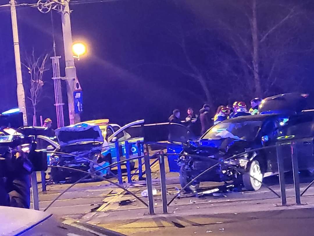 Șoferul lovit frontal de polițiști, pe șoseaua Colentina, după ce n-a oprit la semnalul lor: „Ei m-au căutat cu lovirea. Eu nu aveam intenţia să intru în nicio maşină”