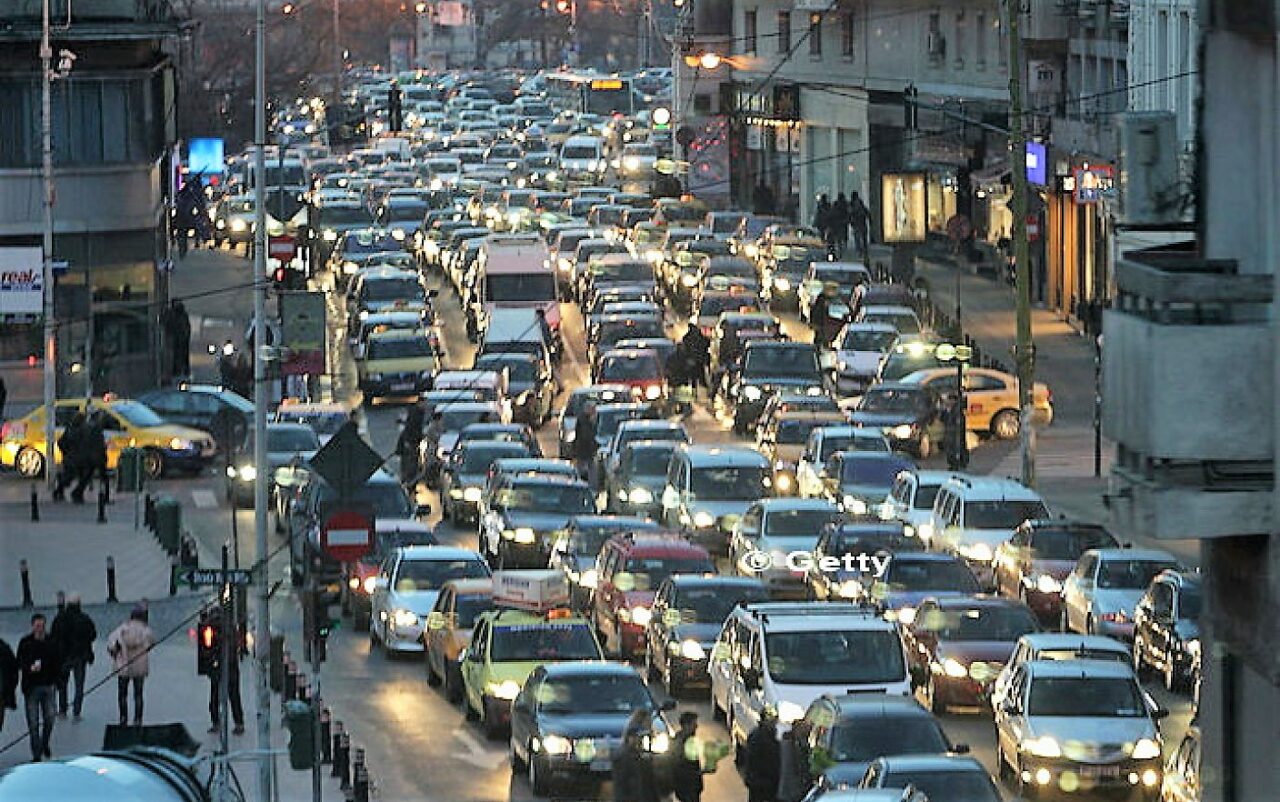 ASF introduce tarife RCA cu până la 40% mai mari pentru ȘOFERII din București și Ilfov