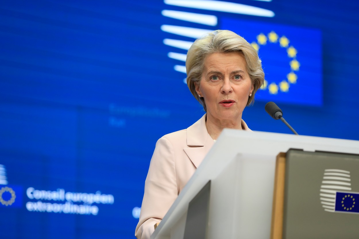 Liderii UE au convenit la summitul de la Bruxelles MĂSURI mai stricte împotriva migraţiei ilegale