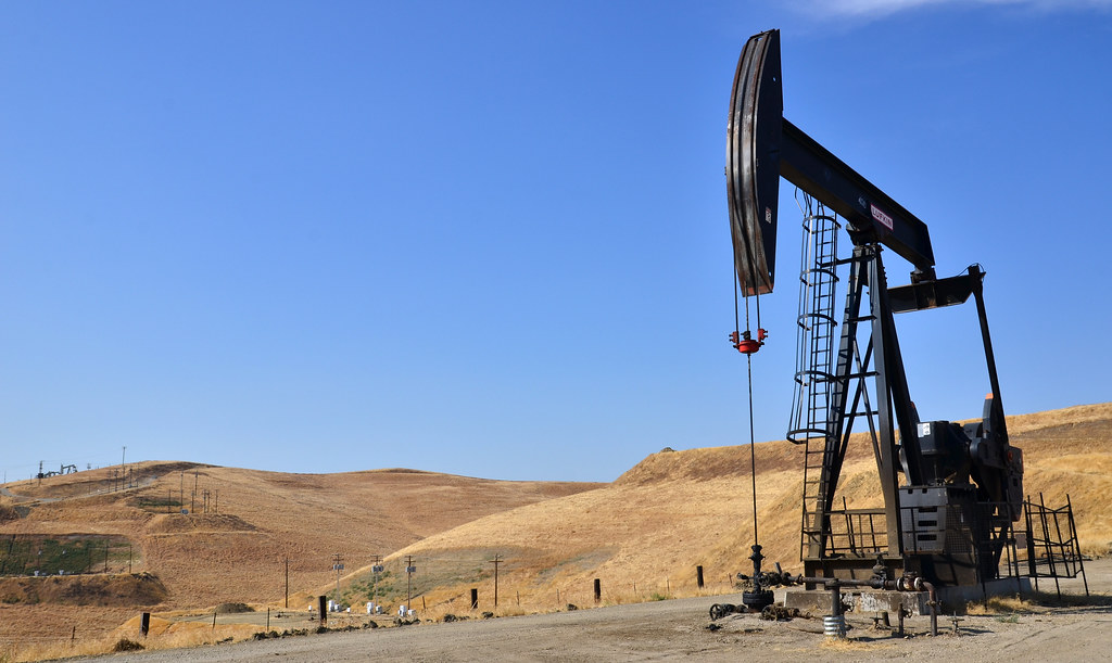 ALERTĂ în Anglia: sunt scurgeri imense de petrol la una dintre cele mai mari instalații din Europa
