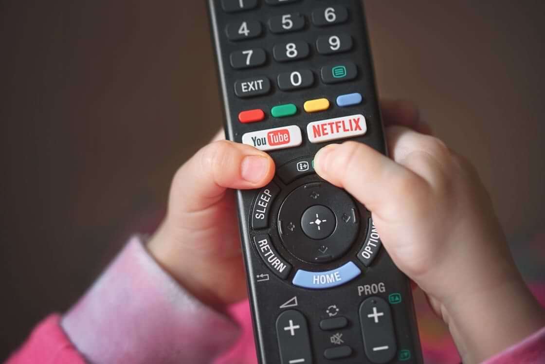 Codurile prin care poți avea acces la filmele și emisiunile ASCUNSE de pe Netflix