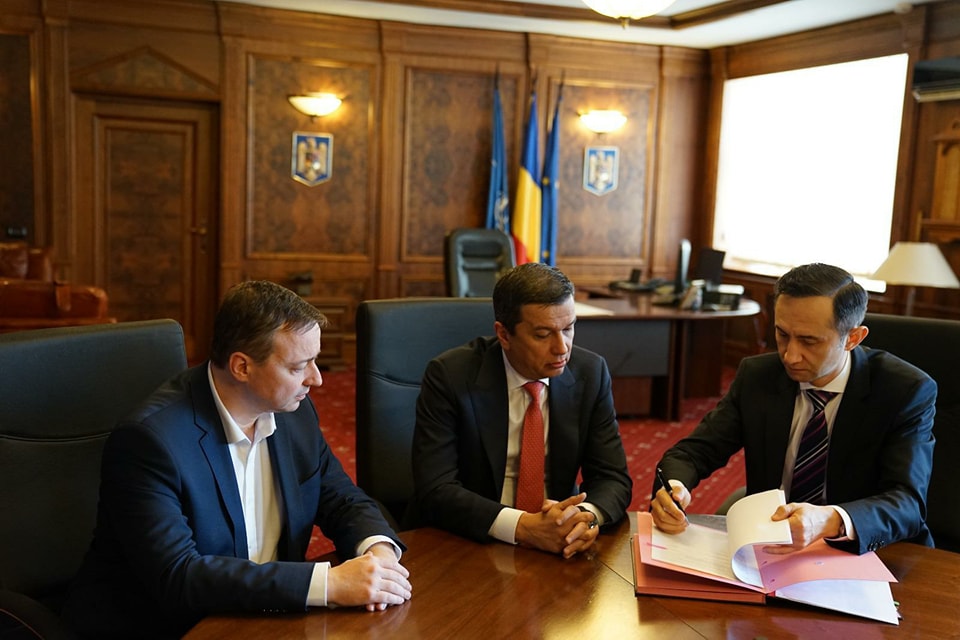 Grindeanu: Undă verde pentru CONSTRUCȚIA unui drum de conectivitate la Aeroportul Internațional „Traian Vuia”