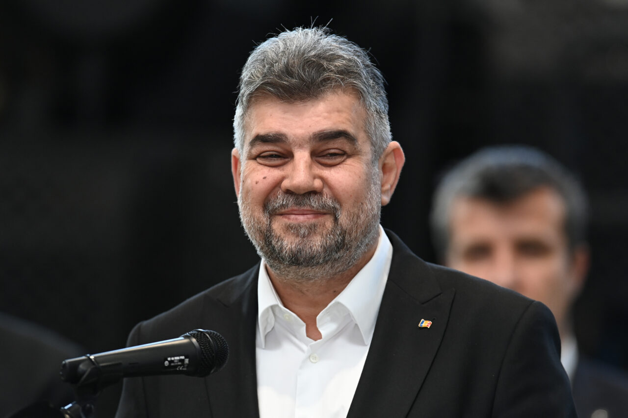 Marcel Ciolacu, după vizita la șantierul Autostrăzii Moldovei: „Se face cu bani EUROPENI și cu un constructor român”