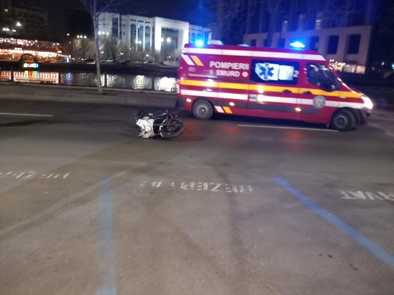Accident teribil pe Splaiul Unirii, din Capitală, soldat cu moartea unui MOTOCICLIST (Galerie FOTO)