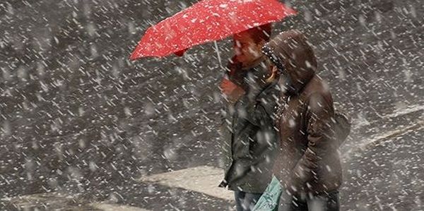 Meteorologii anunță NINSORI! Temparaturile scad considerabil în București